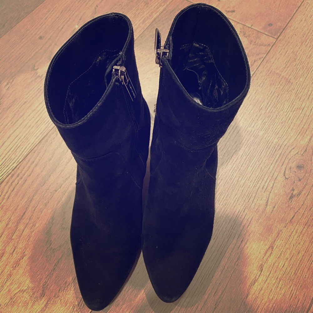 Aquatalia ankle booties. Made in Italy.
